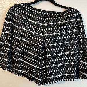 jessica simpson b&w shorts